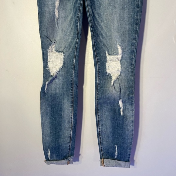 Sneak Peek Low Rise Denim Distressed Jeans 1 - Picture 2 of 14